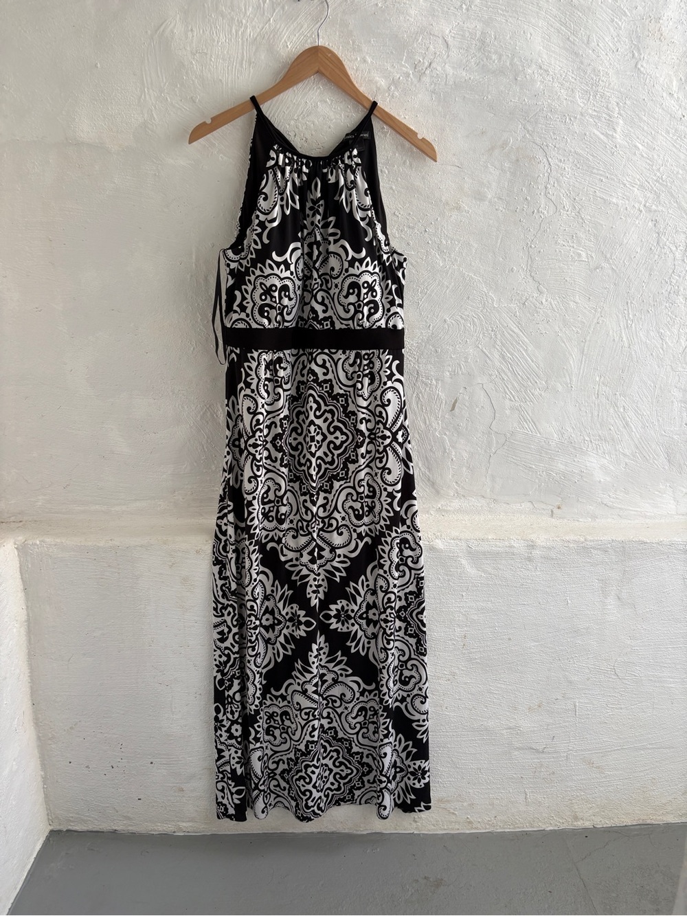 Womans Jessica Howard sleeveless maxi dress size 12